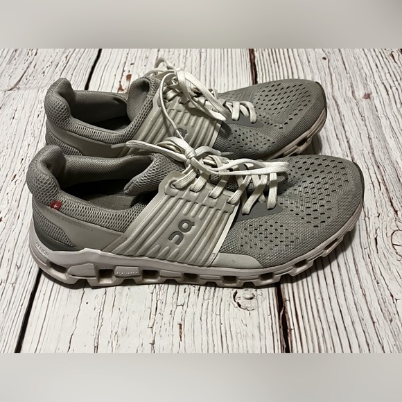 On Cloud Cloudswift Sneaker- Size W9 - Picture 3 of 6